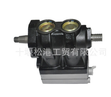 重汽豪沃双缸水冷空压机VG1093130001