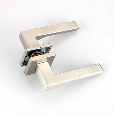 简约门窗五金拉手 不锈钢传动拉手 家具五金配件加工定制