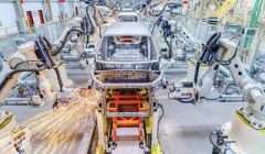 代言华为后，美商务部长盯上中国电车：合力围堵，要搞垮中国电车